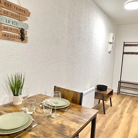 Les 4 Appartements Au Coeur De Châtellerault Extérieur photo